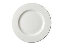 Ein weißer Porzellanteller.
