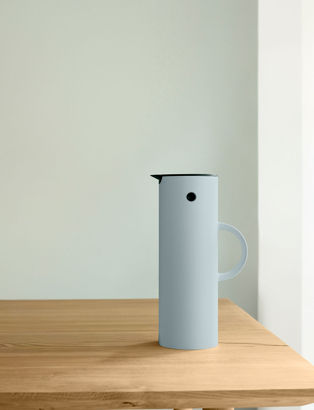 Stelton EM77 Isolierkanne 1ltr. soft cloud 995-13