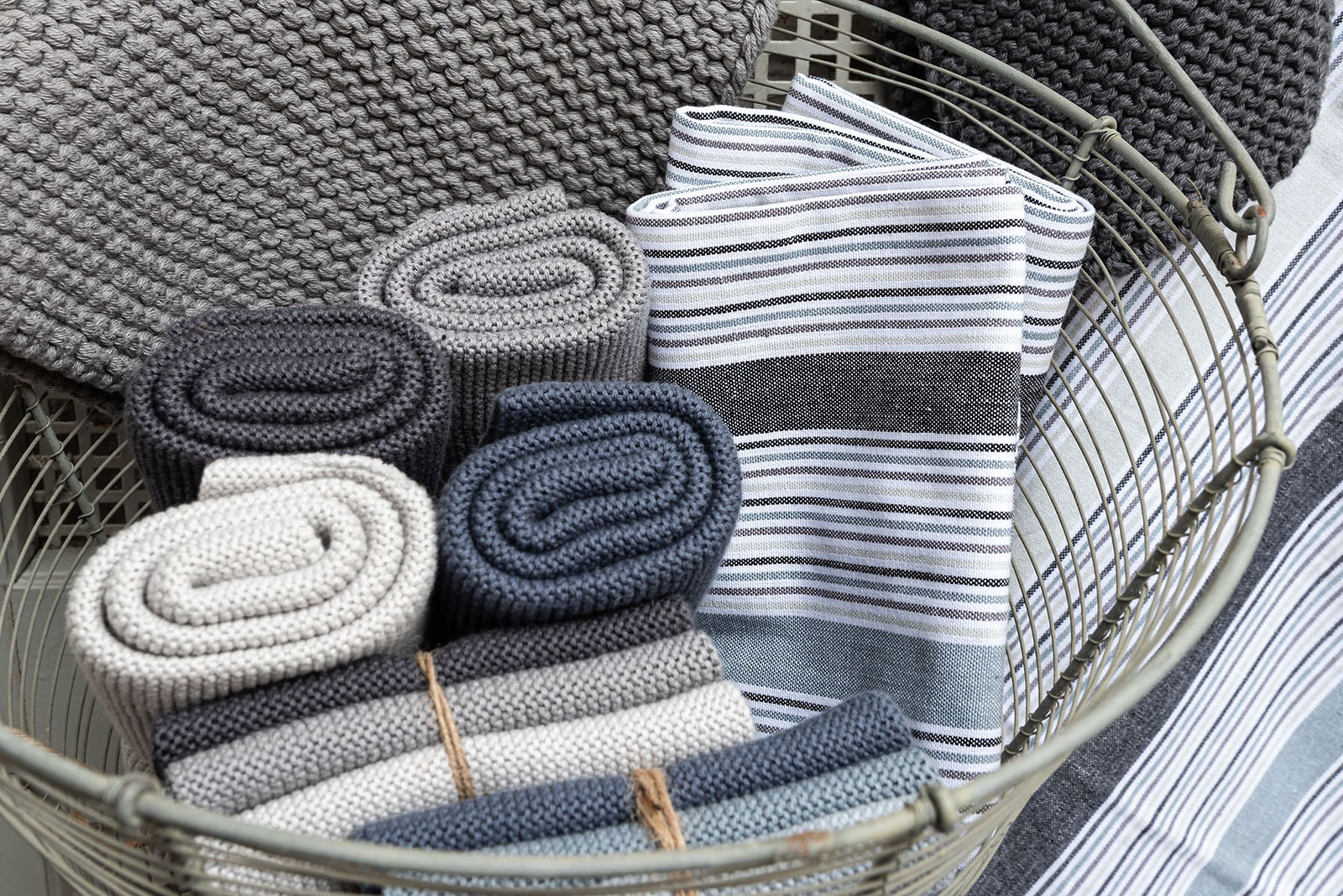 Solwang Handtuch medium stahlgrau