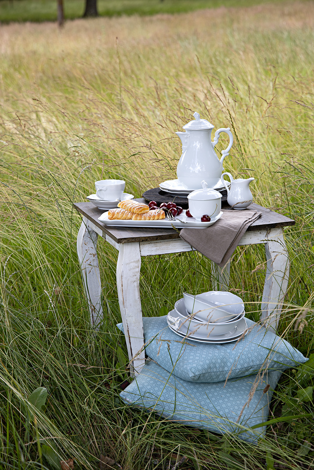 Hutschenreuther Maria Theresia weiß Espresso-/Mokka-Obertasse