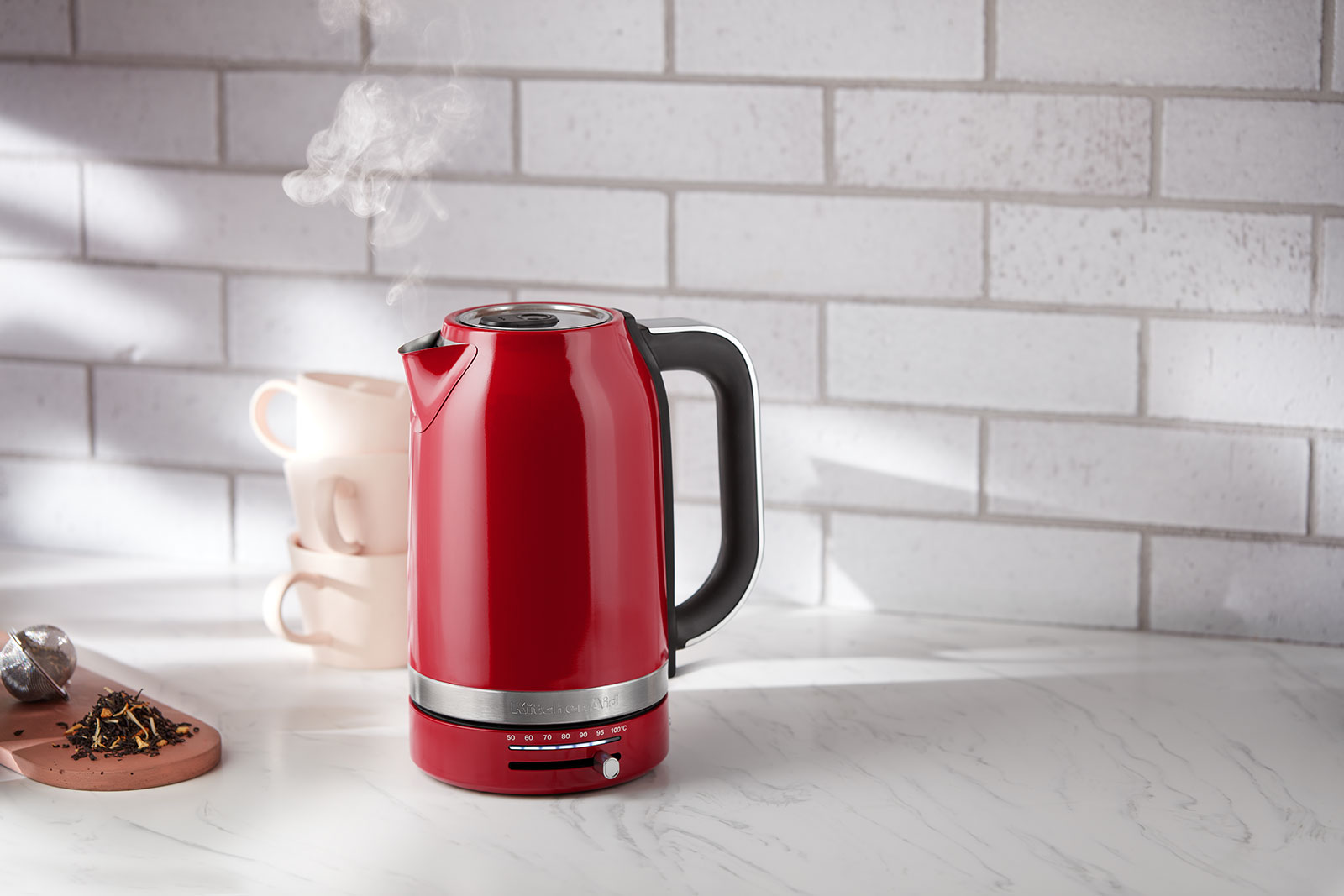 KitchenAid Wasserkocher 1,70ltr. empire rot