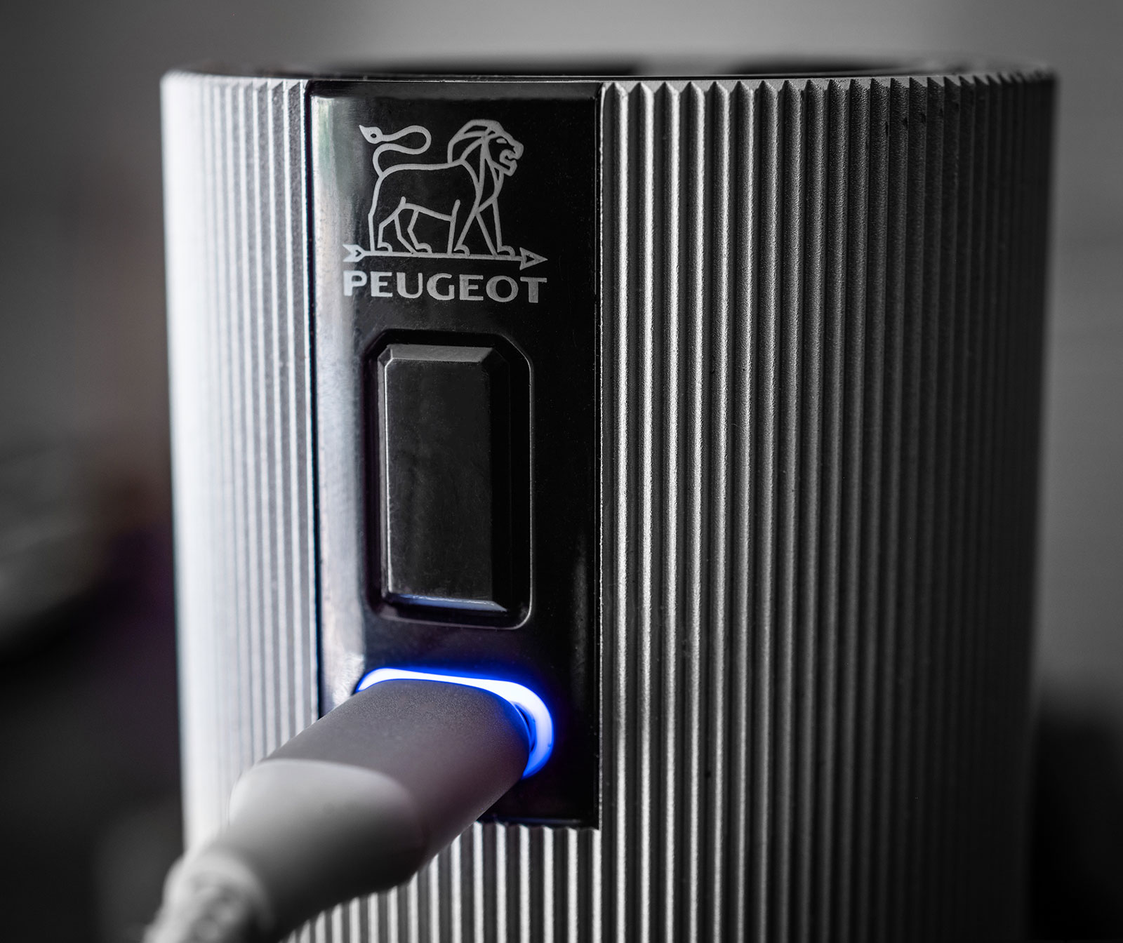 Peugeot Line Pfeffermühle U Select Carbon 15cm elektrisch