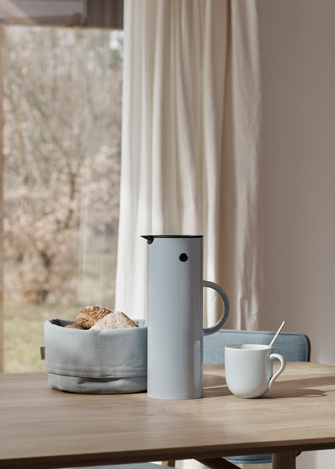 Stelton EM77 Isolierkanne 1ltr. cloud/ Wolke 985