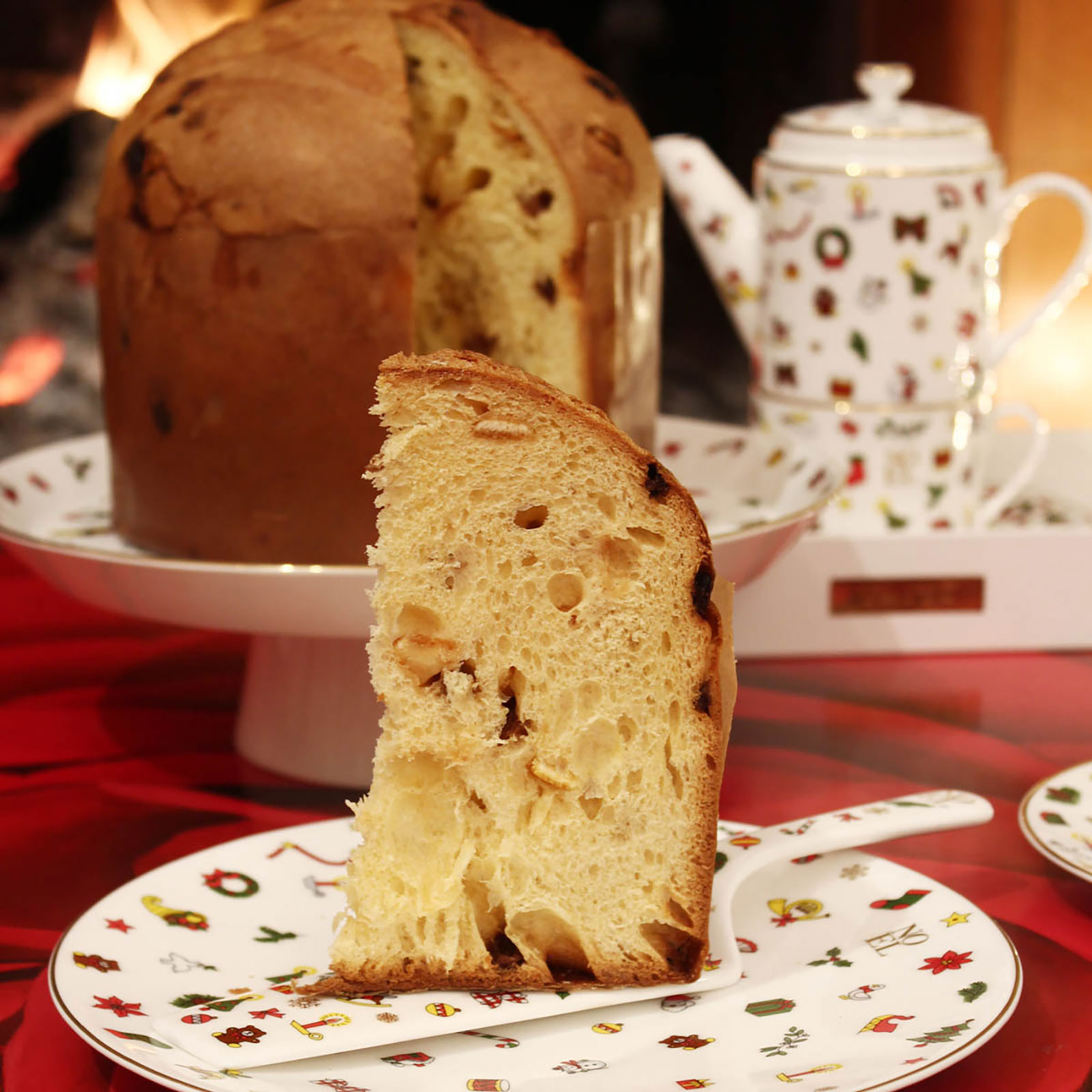 TAITÙ Noel Oro Tortenplatte auf Fuß 27cm