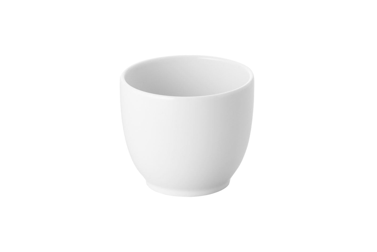 Der Base Espressobecher von Dibbern ist ein kleiner henkelloser Porzellanbecher.