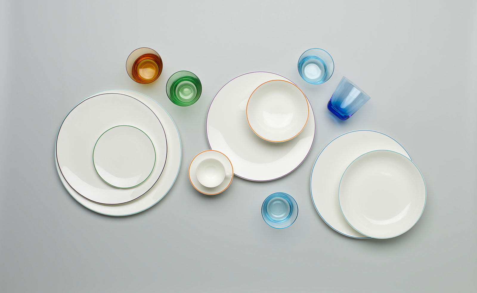 Dibbern Simplicity Eierbecher auf Fuß grün