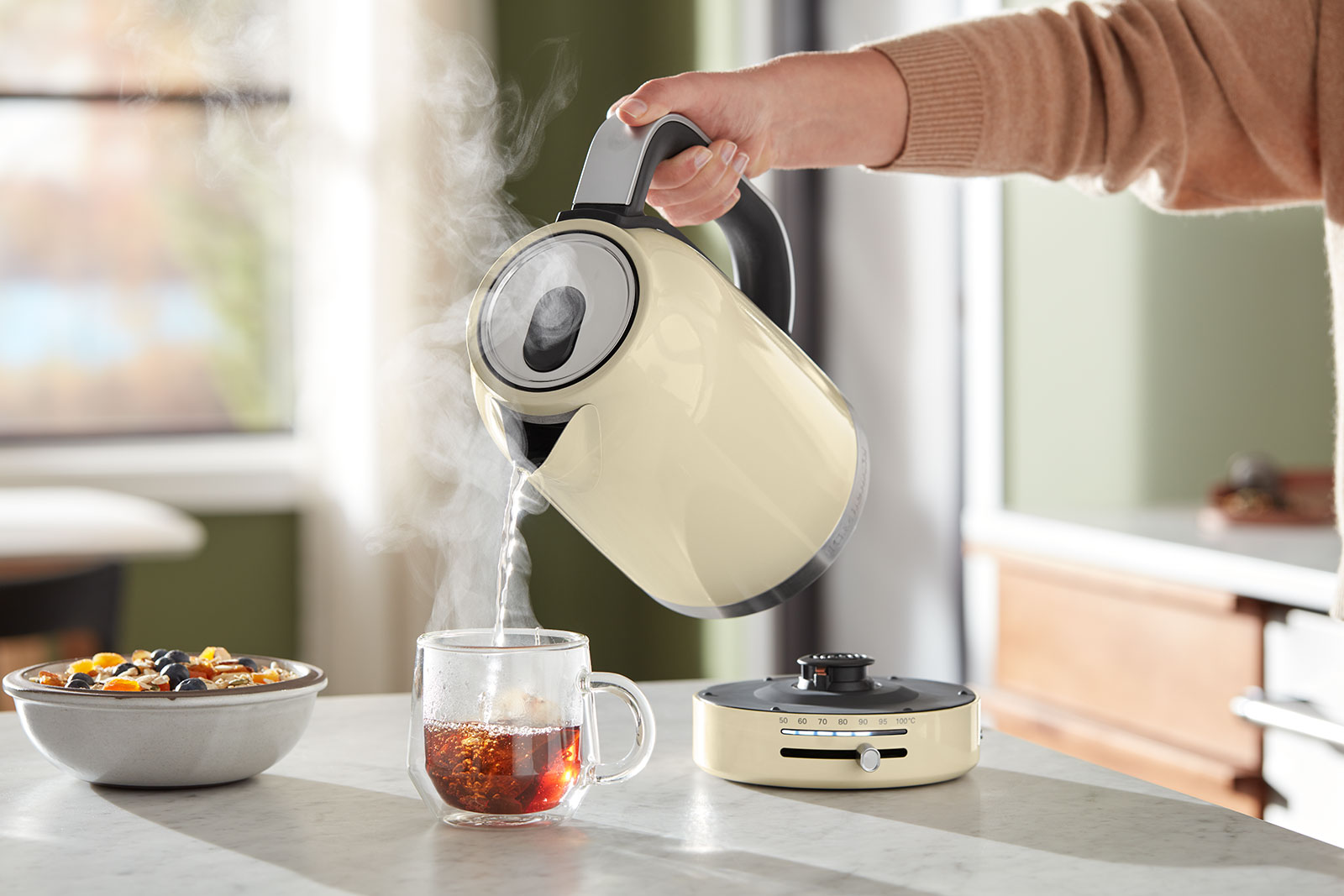 KitchenAid Wasserkocher 1,70ltr. creme