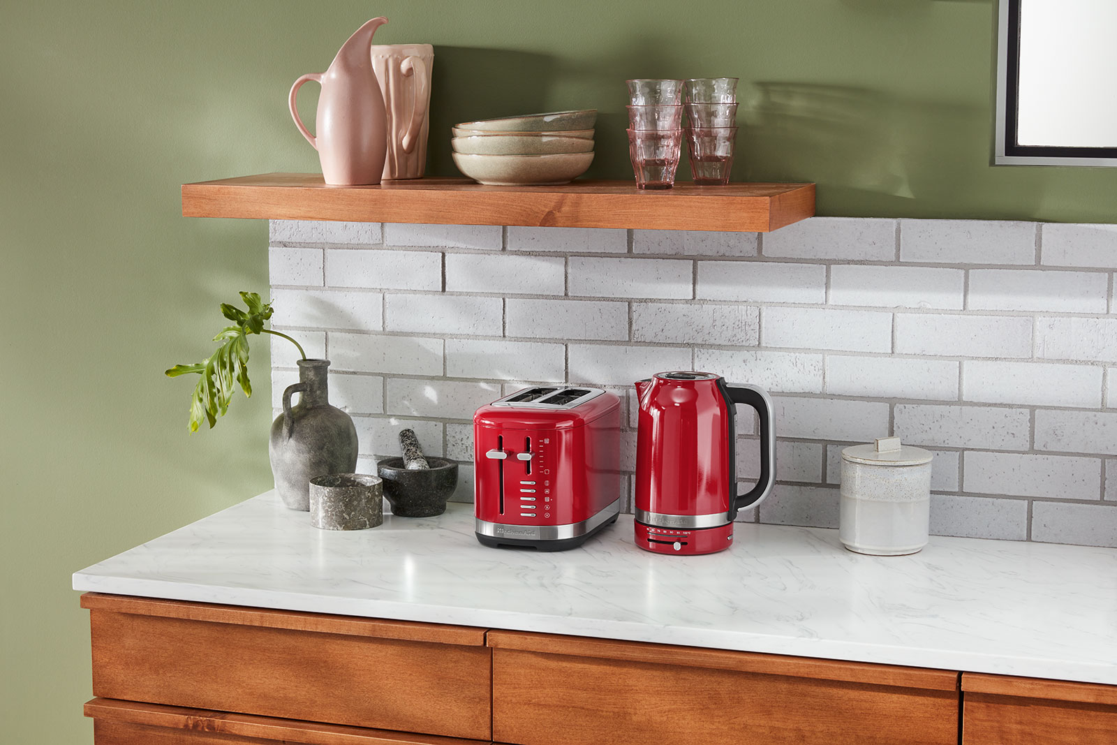 KitchenAid Wasserkocher 1,70ltr. empire rot