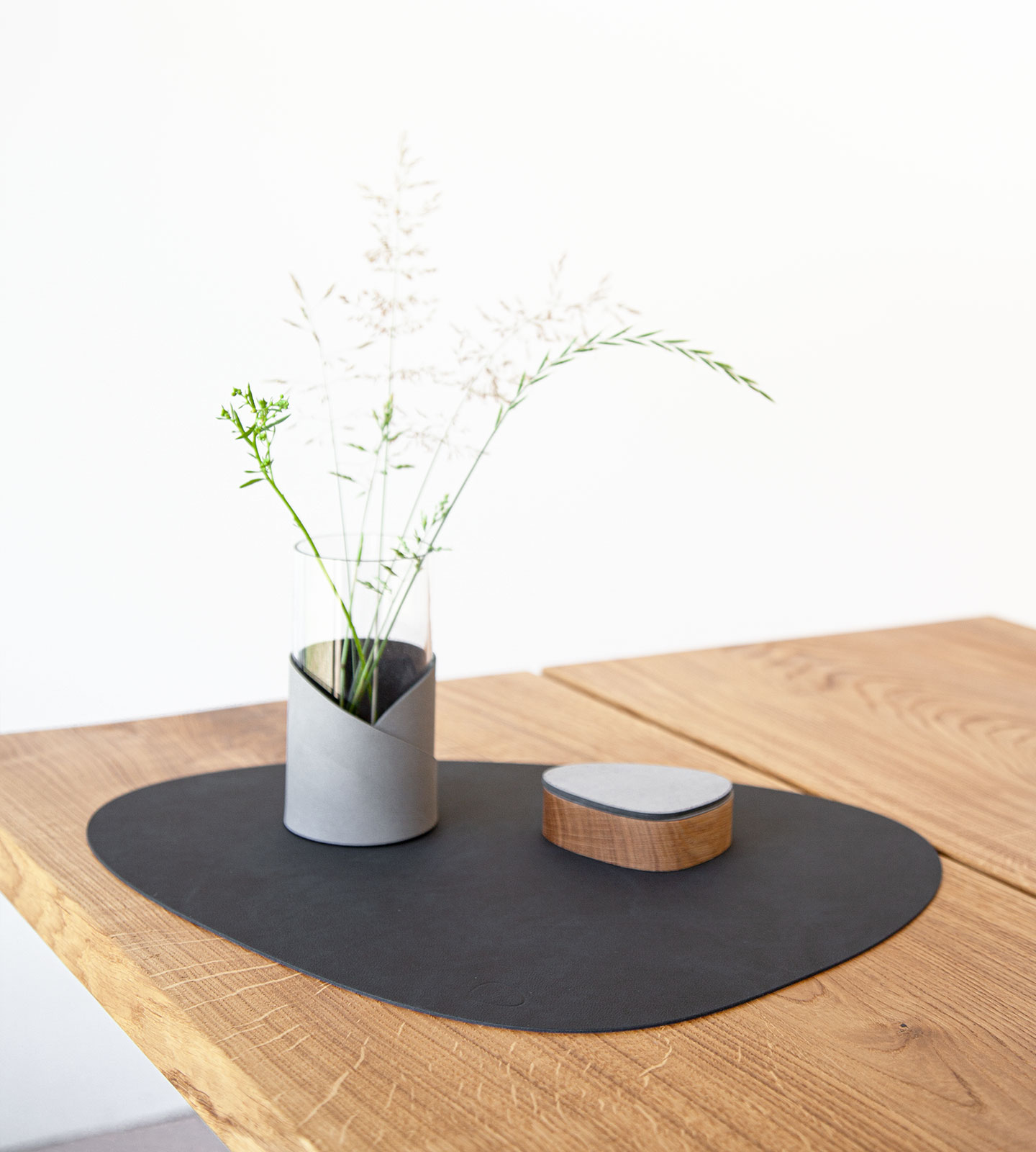 Lind DNA Dänemark Tischset Curve 37x44cm Nupo black