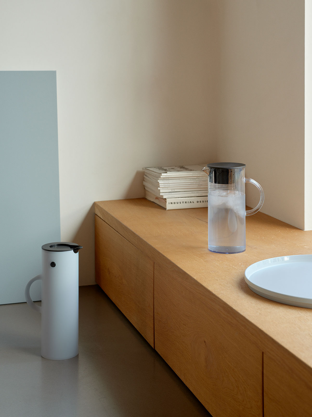 Stelton EM77 Isolierkanne 1ltr. soft cloud 995-13