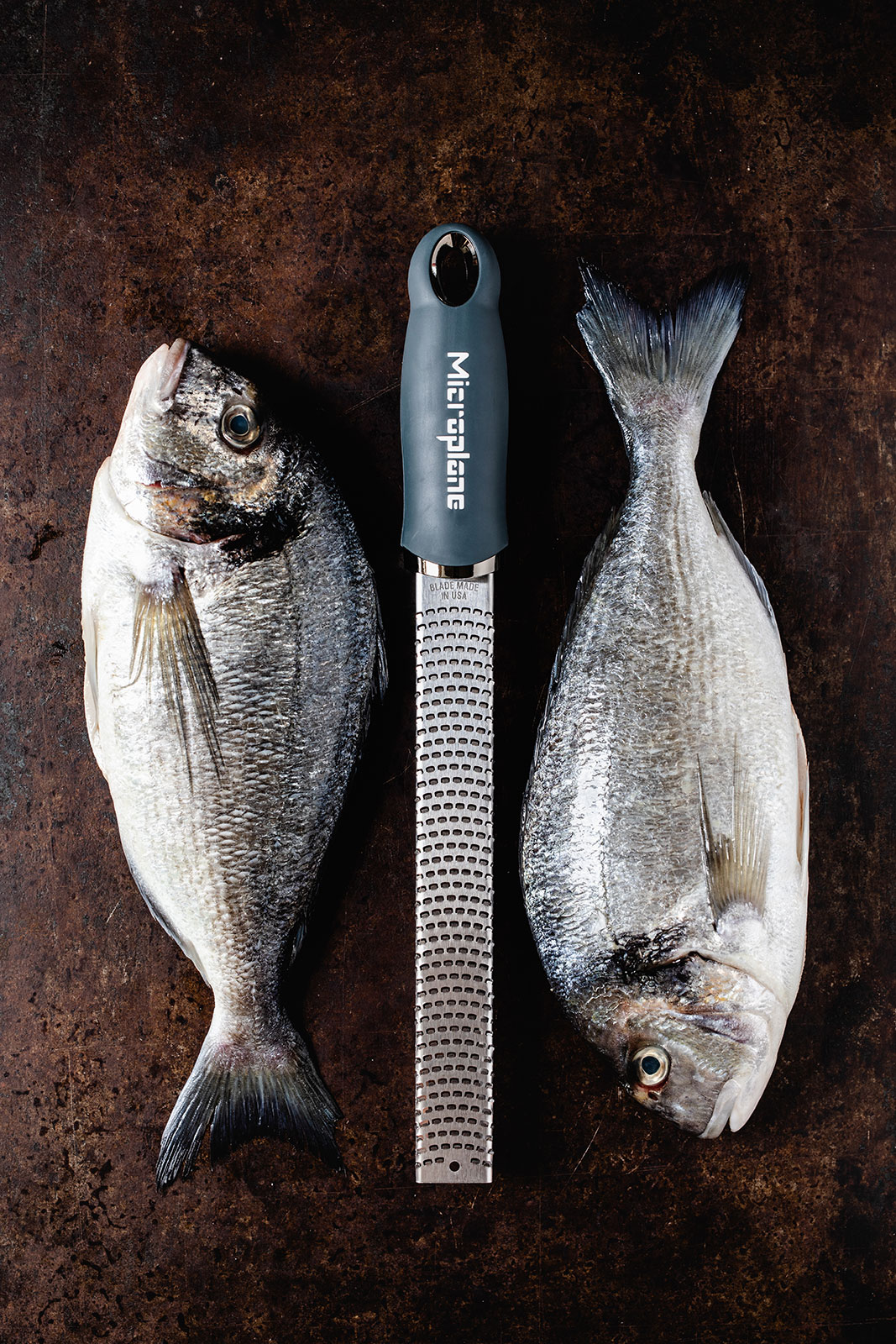 Microplane Premium Classic Reibe Zester anthrazit grau