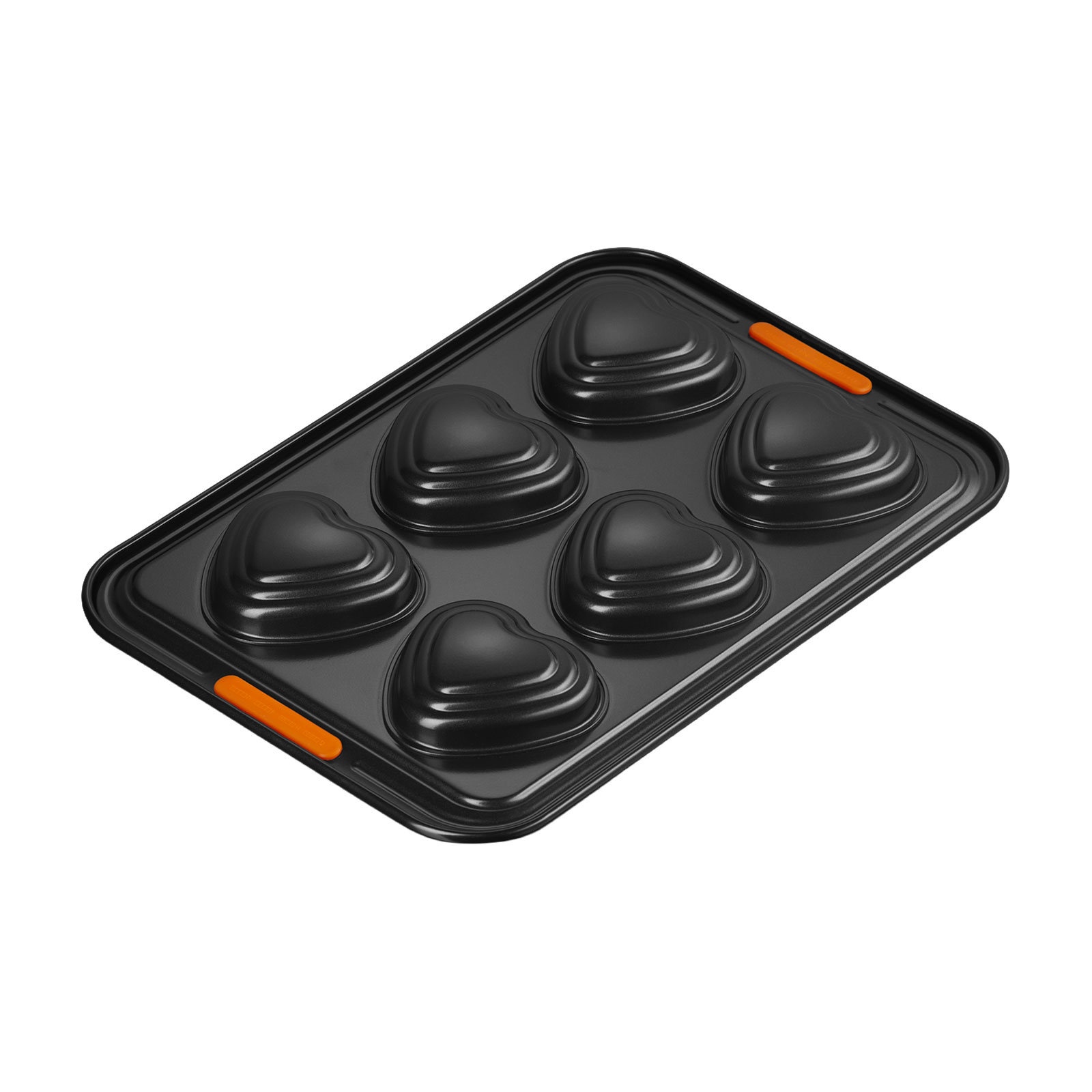 Andere Perspektive auf die Herzform mit Stufen von Le Creuset.